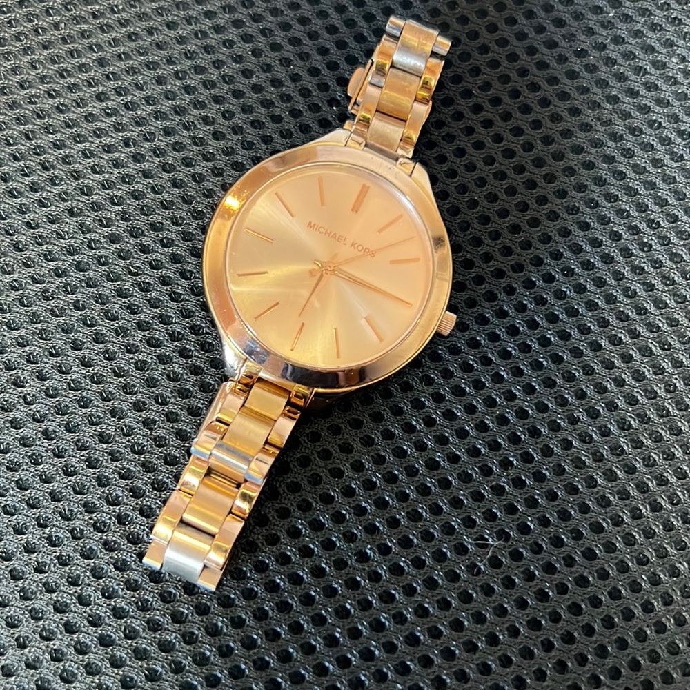 Michael Kors rose gold watch